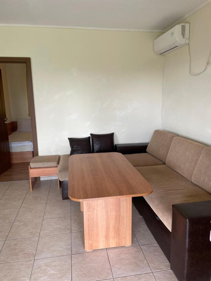 Hotel Комплекс За Гости Малки Воден Malki Voden Esterno foto