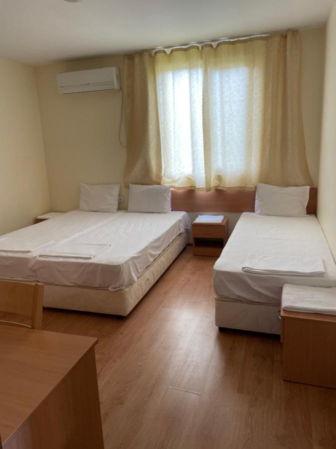 Hotel Комплекс За Гости Малки Воден Malki Voden Esterno foto